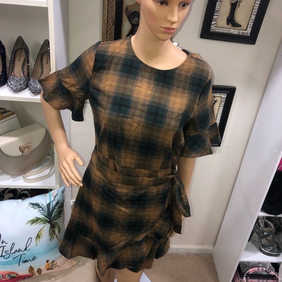 Day To Day Blu Pepper NWT! Darlah Green/Yellow Plaid Wrap Waist Tie Ruffle Dress - Picture 2 of 13
